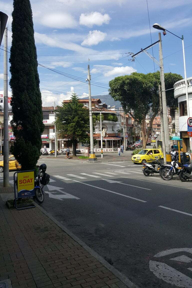 Taxis in Medellin are a fantastic resource to learn Spanish