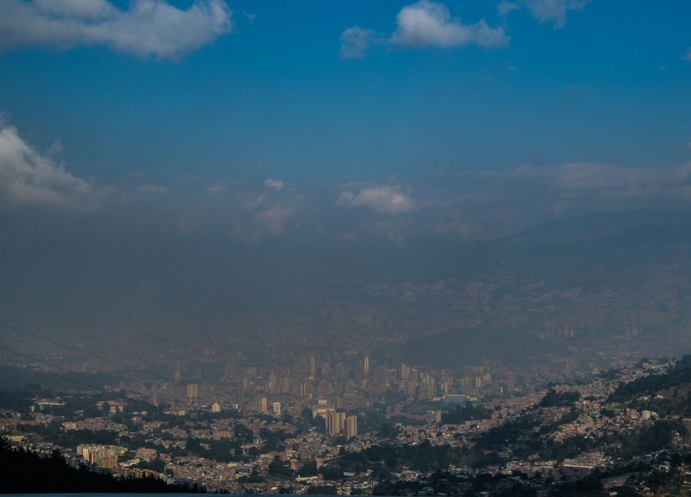Air quality in Medellin is affected by forest fires